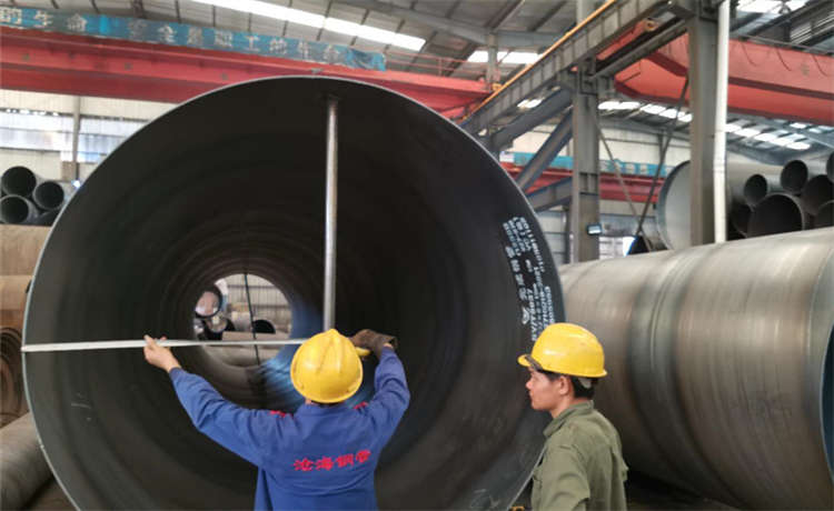 dn350螺旋鋼管，深圳鋼鐵世界1220mm螺旋鋼管，循環(huán)水螺旋焊管，800鎖扣螺旋管廠家