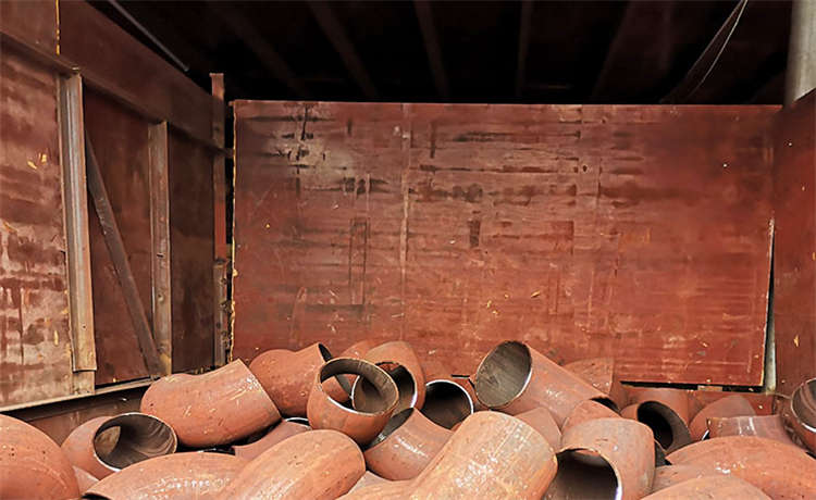 377-6mm螺旋焊管，東莞英德螺旋管，D2700螺旋管，鋼材場(chǎng)丁字焊管加工廠家