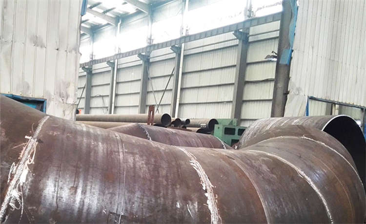 2220-12mm螺旋焊管，1020-6-8-10-12mm螺旋焊管，DN1500自來(lái)水防腐螺旋鋼管廠家，排水螺旋鋼管