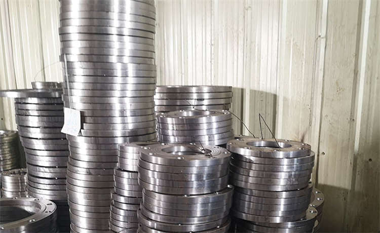 400mm螺旋焊管，1120-8mm螺旋鋼管，大型廠家質(zhì)量可靠?jī)r(jià)格低廉，不等邊角鋼