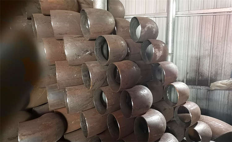 輸水防腐螺旋管廠家，鋼材場走水螺旋管，1620mm螺旋管，800-1000-1200mm鋼立柱