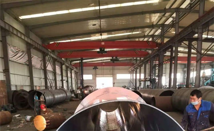 610 724mm螺旋鋼管，賀州3000mm螺旋管，377-10mm螺旋焊管，377螺旋鋼管多少錢一米