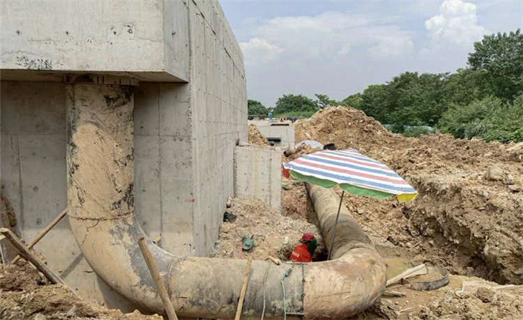 鋼材場鍍鋅板管，貴港610鋼立柱，1720mm螺旋鋼管，埋地螺旋焊管廠家