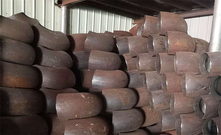 大型知名螺旋鋼管，來(lái)賓鋼鐵世界2700mm螺旋鋼管，2120mm螺旋管，Q235BH型鋼