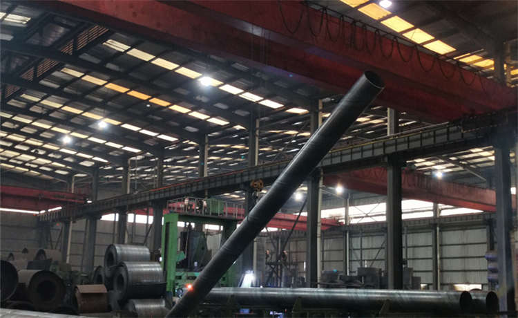 DN1300mm螺旋焊管，賀州800mm鋼立柱，dn1300螺旋焊管，內(nèi)外防腐螺旋管生產(chǎn)廠家