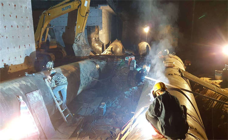 1000-10-12-14-16-18-20mm鋼立柱，2620mm鋼護(hù)筒，1920-10-12-14-16mm螺旋鋼管，1000螺旋鋼管