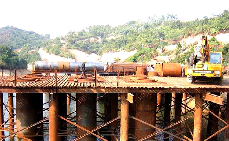 防城港2000打樁鋼護(hù)筒，鋼材場打樁護(hù)壁鋼護(hù)筒，濾水螺旋鋼管，螺旋管廠