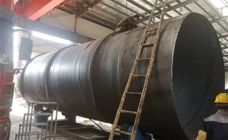 1200mm螺旋管，清遠(yuǎn)dn400螺旋鋼管，800-16mm螺旋管，大型鋼管生產(chǎn)廠家