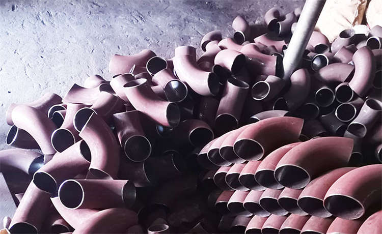 1724mm螺旋鋼管，1324mm螺旋焊管，立柱管廠家，鋼材場(chǎng)旋挖樁鋼護(hù)筒廠家